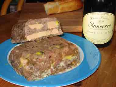 Terrine de bœuf au foie gras facile : découvrez les recettes de
